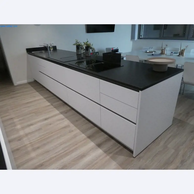 Maszyny budowlane, transportowe, sprzęt biurowy-11