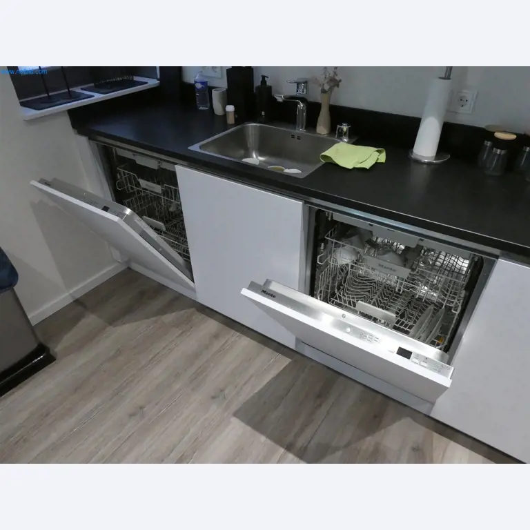 Maszyny budowlane, transportowe, sprzęt biurowy-3