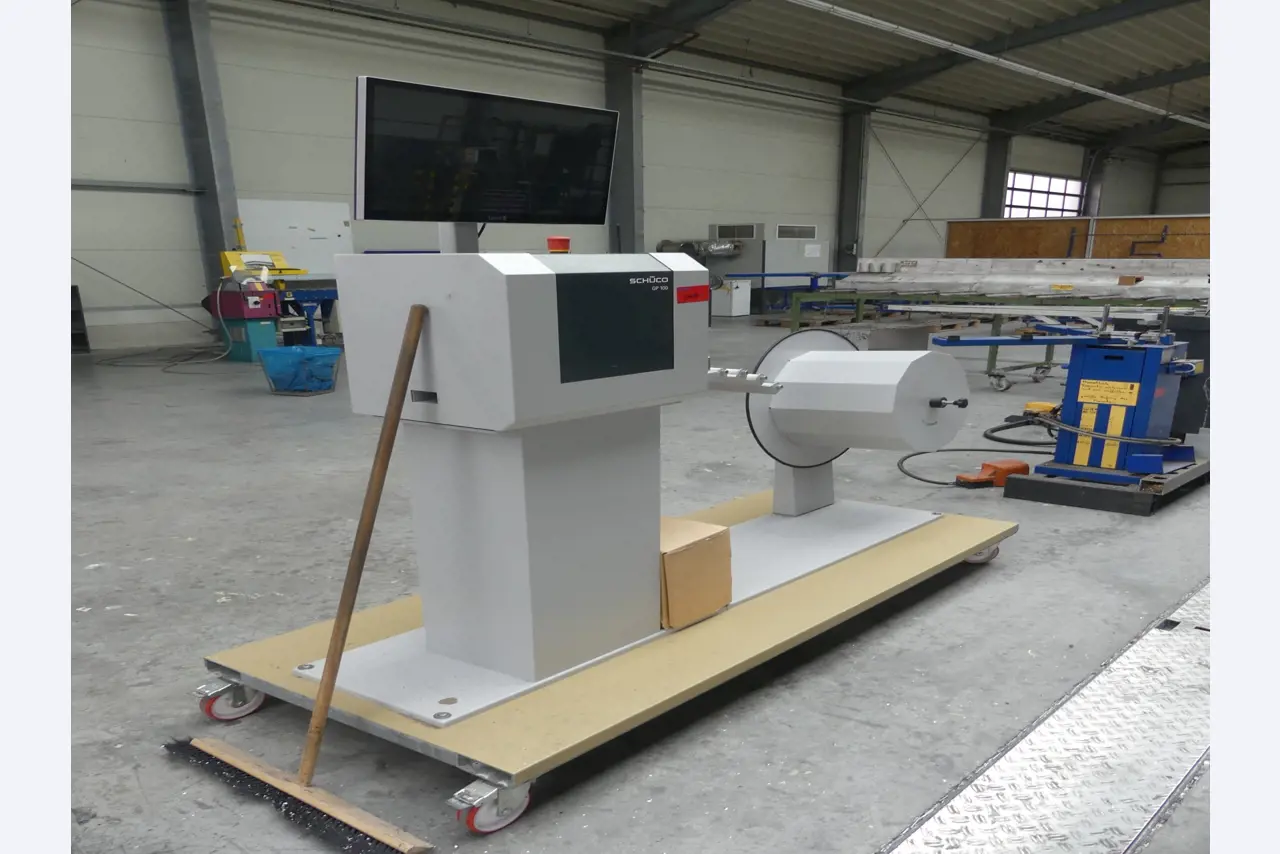 Oprema in dodatki za delavnico iz nekdanjega podjetja za kovinske konstrukcije-1