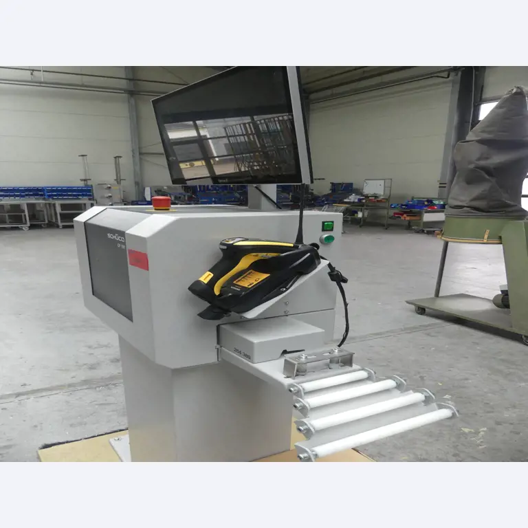 Oprema in dodatki za delavnico iz nekdanjega podjetja za kovinske konstrukcije-3