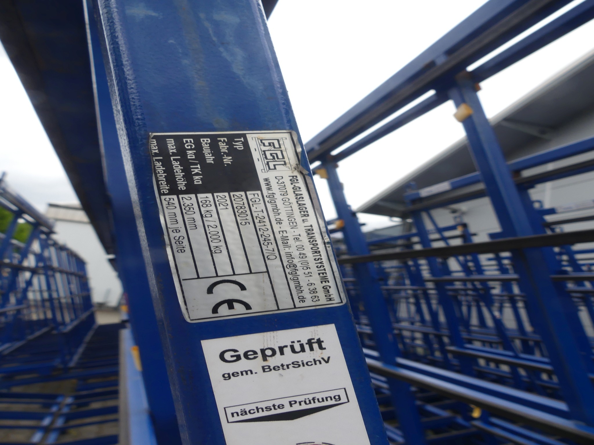 Oprema in dodatki za delavnico iz nekdanjega podjetja za kovinske konstrukcije-4