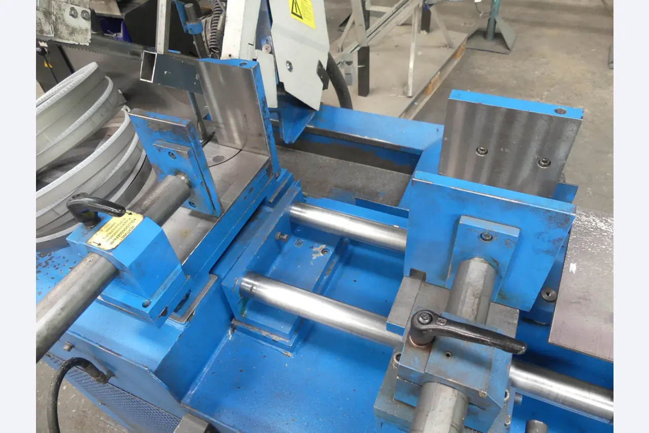 Workshop equipment and accessories from a former metal construction company-4