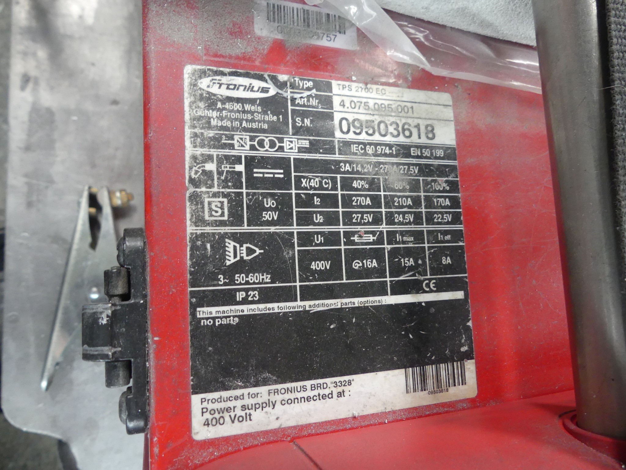 Sprzęt warsztatowy i akcesoria z byłej firmy zajmującej się konstrukcjami metalowymi-4