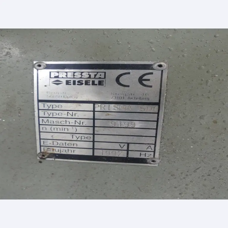 Workshop equipment and accessories from a former metal construction company-2