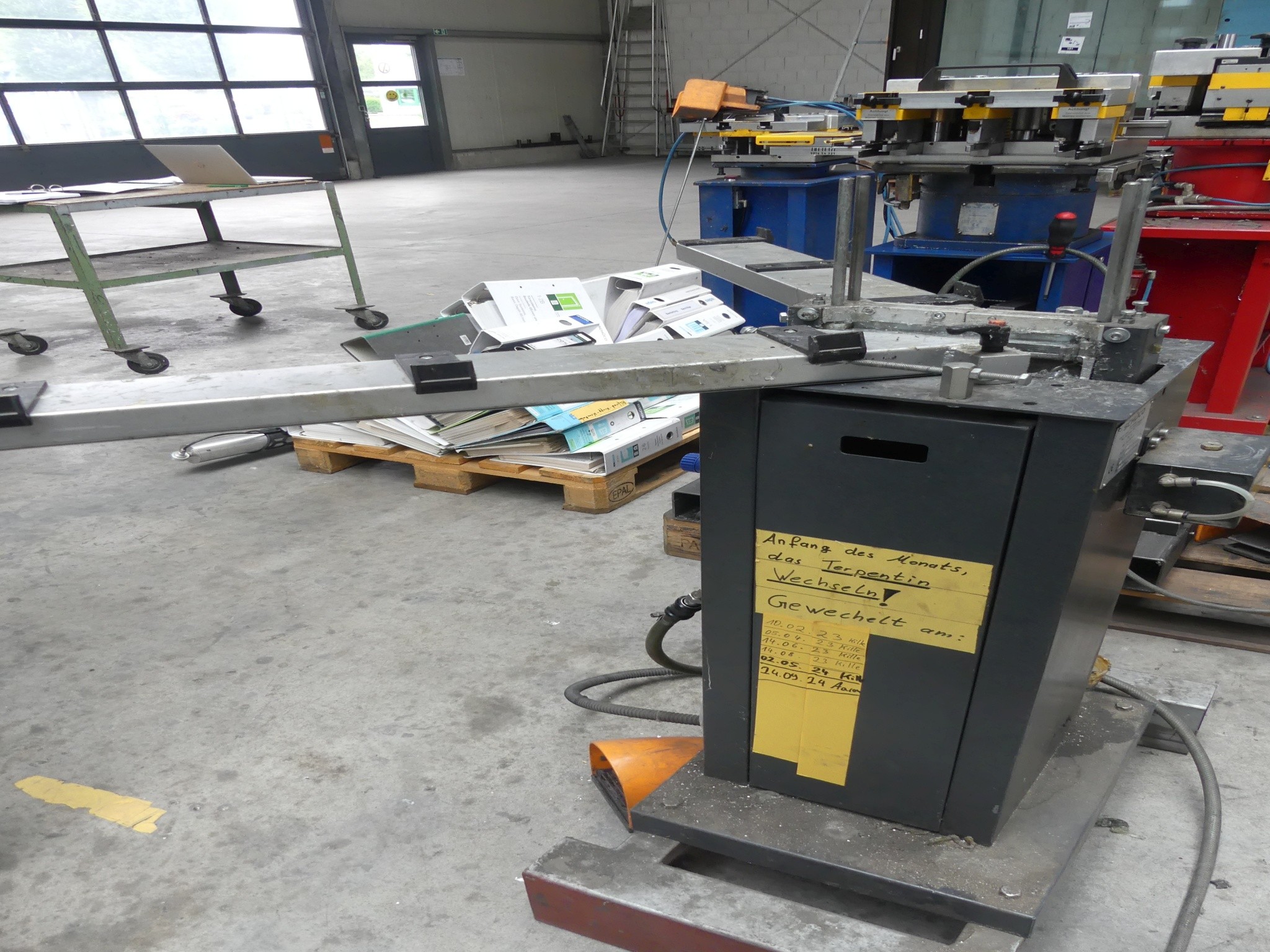 Werkstattausstattung sowie Zubehör eines ehemaligen Metallbau-Unternehmens-4