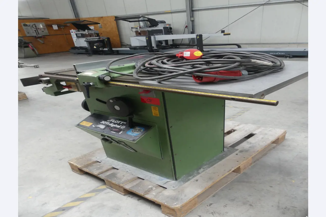 Workshop equipment and accessories from a former metal construction company-1