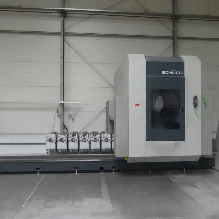5-osiowe centrum obróbcze CNC (dopłata może ulec zmianie) Schüco / Reichenbacher Hamuel GmbH MFM AF 500289 900