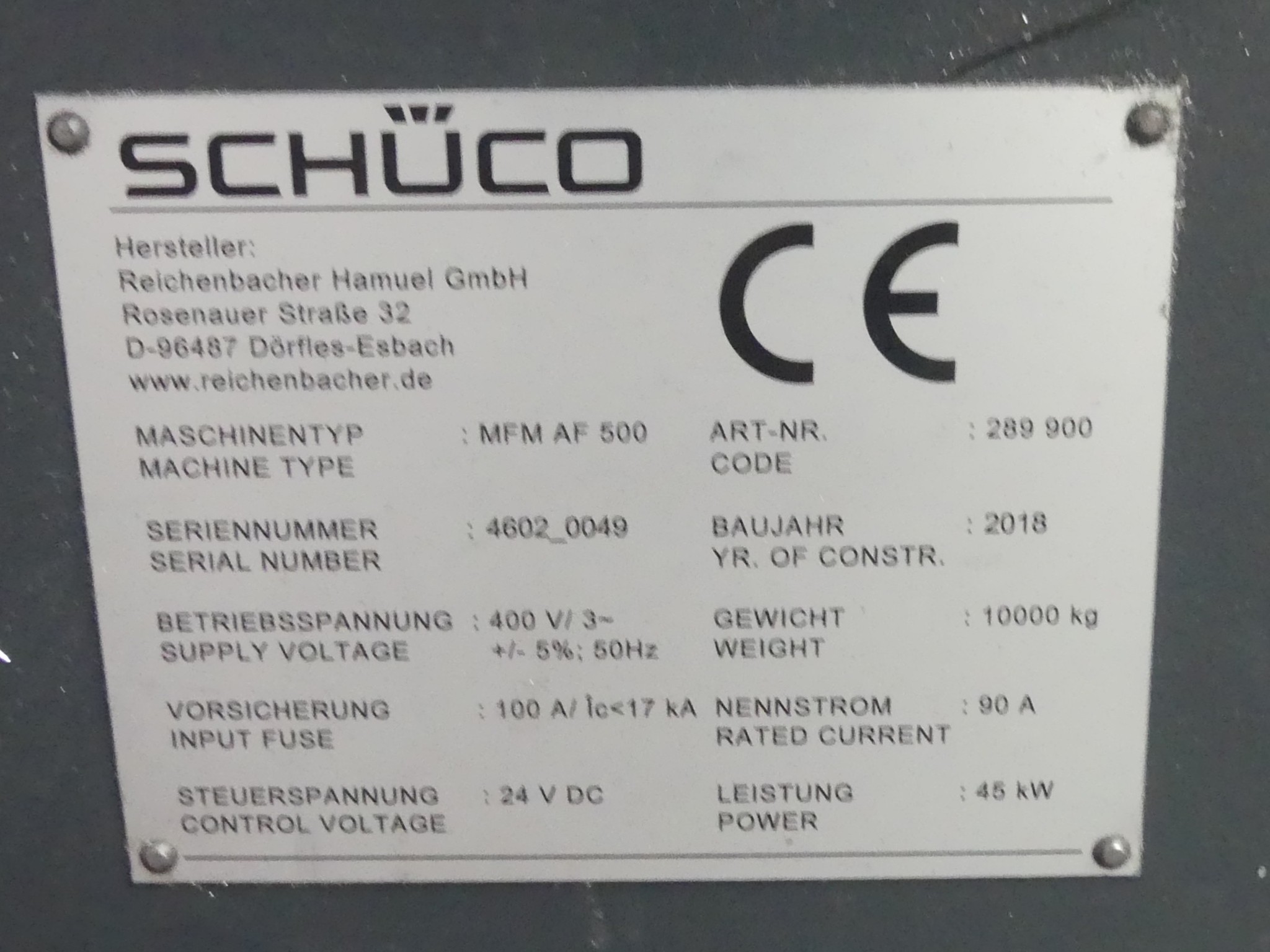 Sprzęt warsztatowy i akcesoria z byłej firmy zajmującej się konstrukcjami metalowymi-6