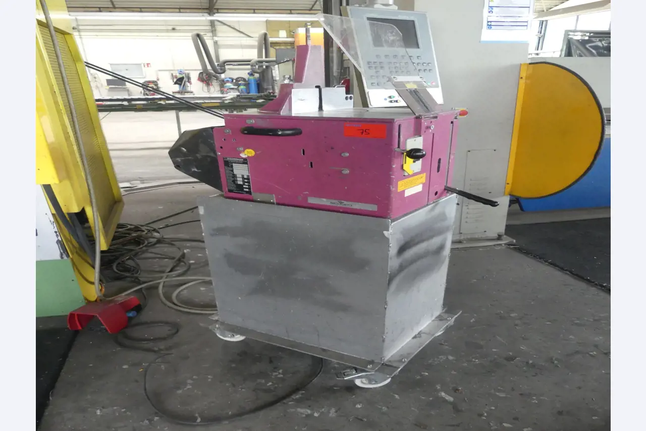 Workshop equipment and accessories from a former metal construction company-1