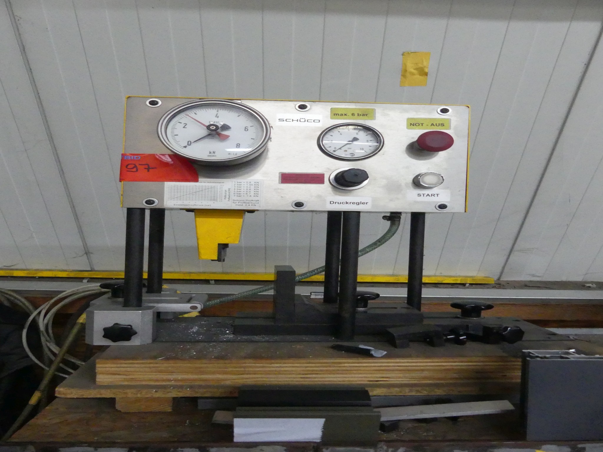 Werkstattausstattung sowie Zubehör eines ehemaligen Metallbau-Unternehmens-1