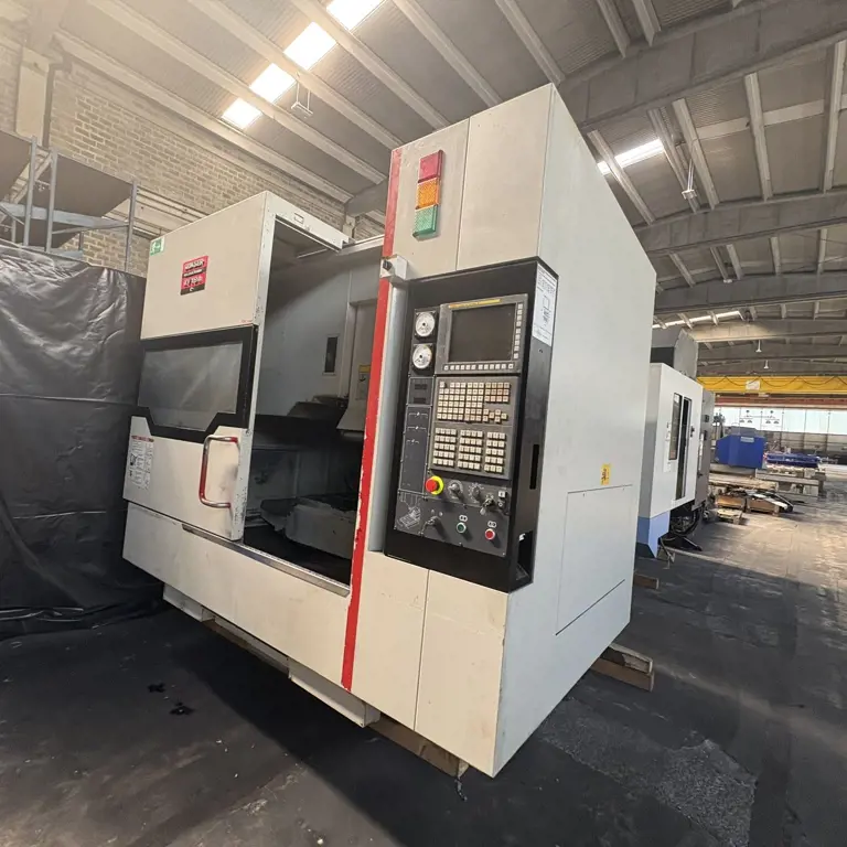 CNC-Vertikal-Bearbeitungszentrum QUASER MV 84P