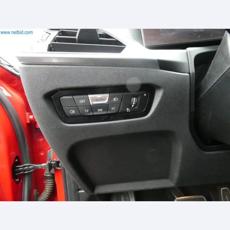 Zusatzposition online:<br>gepflegtes Bearbeitungszentrum-11