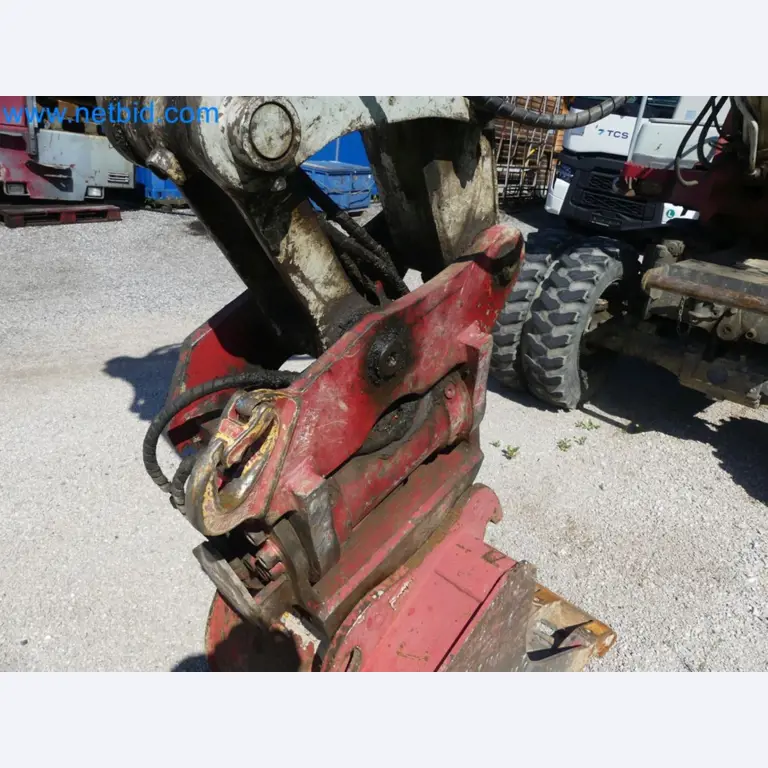 Koparka TAKEUCHI TB 175 W-16