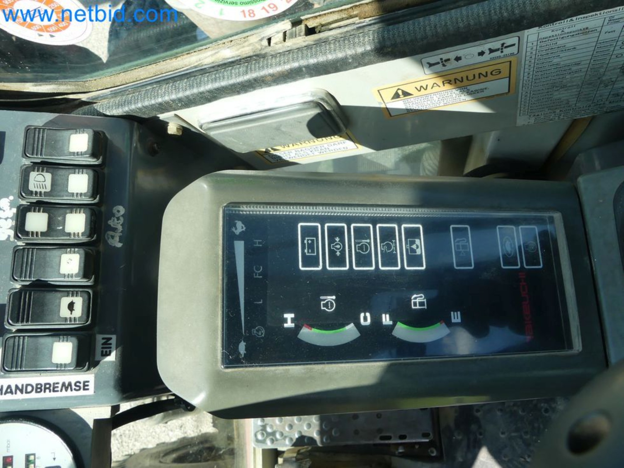 Excavator TAKEUCHI TB 175 W-33