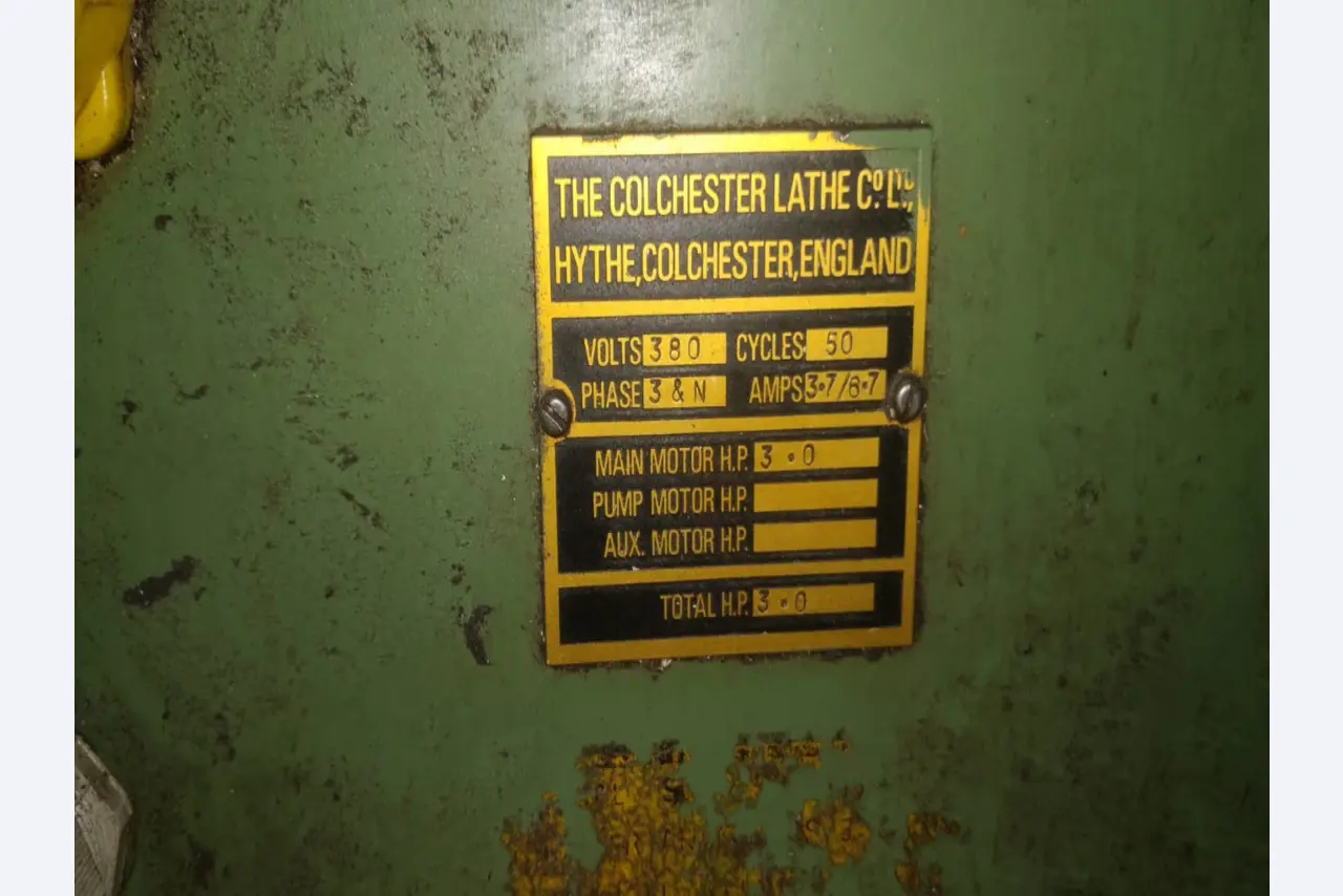 div. Werkstatteinrichtung, Fahrzeuge und Lagerbestand-2