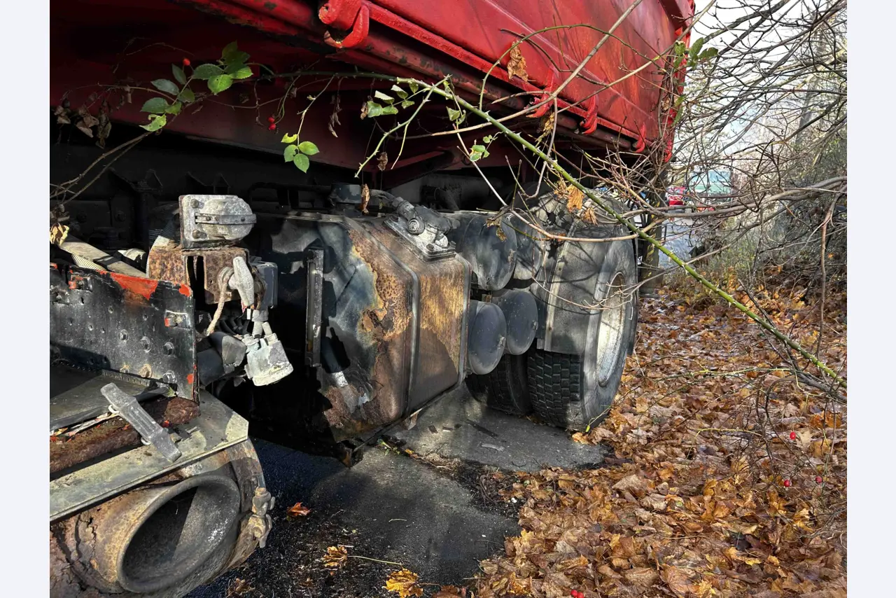 various cars, trucks, motorcycles, work machines and factory equipment-17