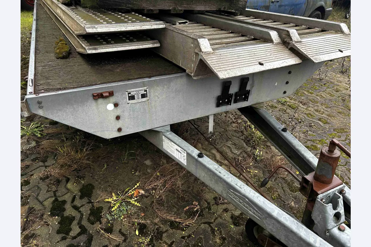 various cars, trucks, motorcycles, work machines and factory equipment-3