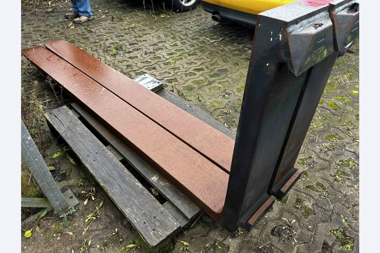 various cars, trucks, motorcycles, work machines and factory equipment-2