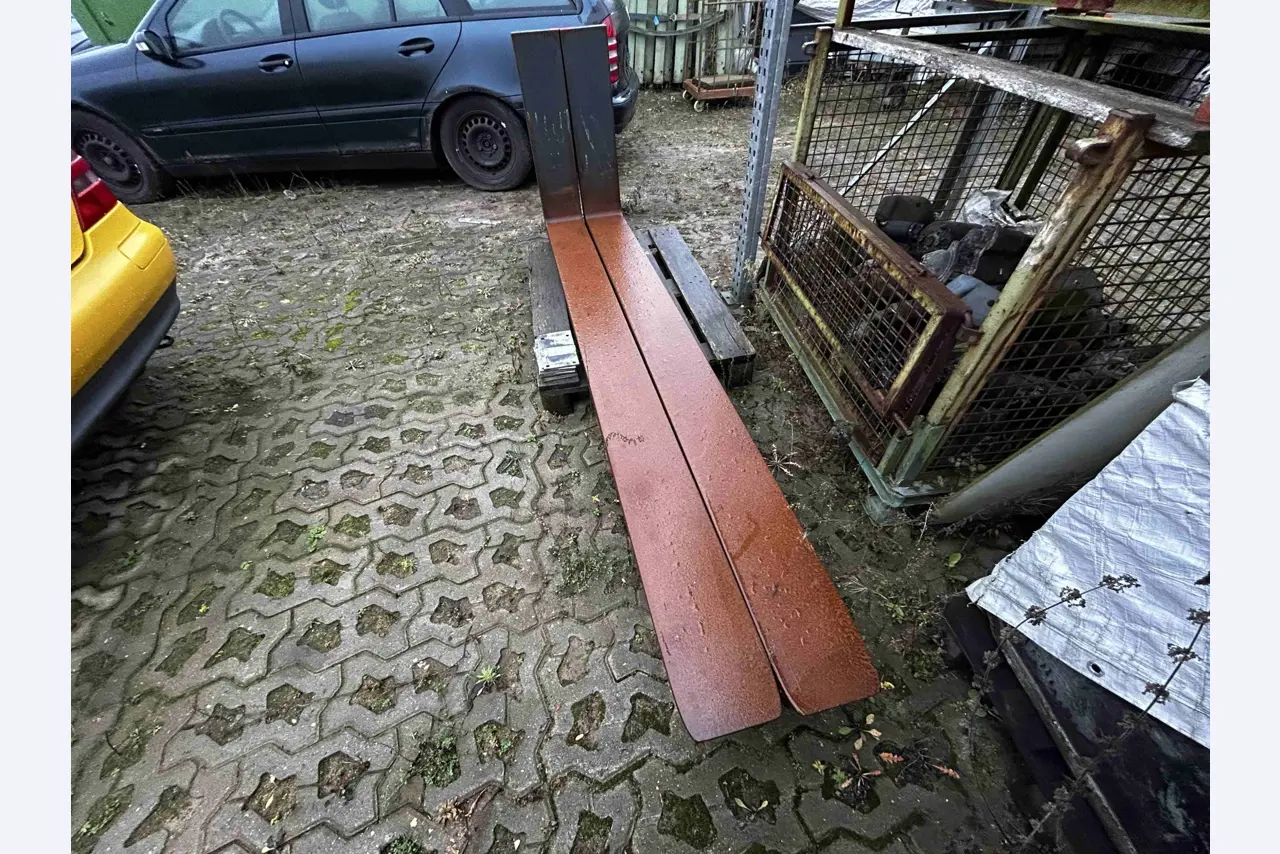 various cars, trucks, motorcycles, work machines and factory equipment-4