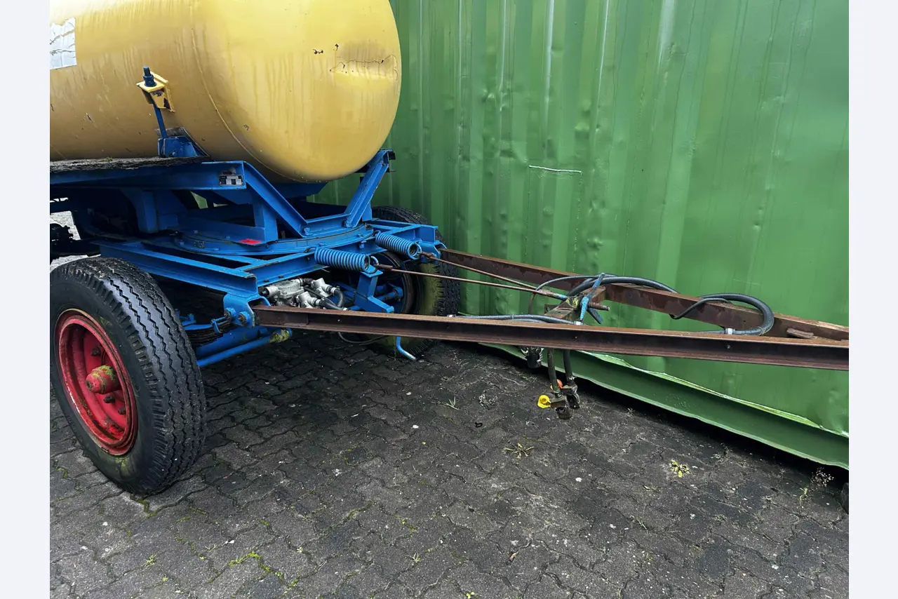 various cars, trucks, motorcycles, work machines and factory equipment-3