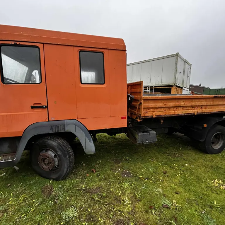 Truck (ex K-VN 5555) MAN L 2000