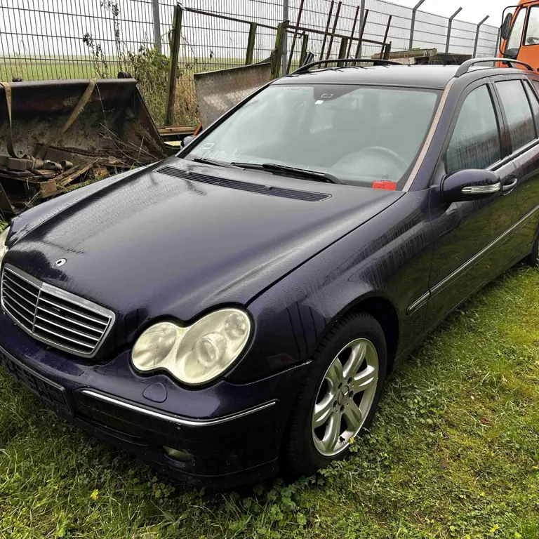 PASSENGER CAR Mercedes Benz