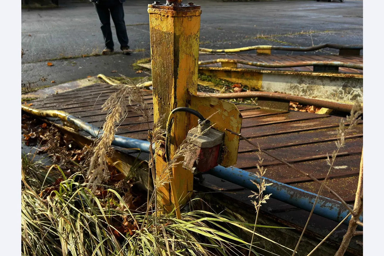 various cars, trucks, motorcycles, work machines and factory equipment-11