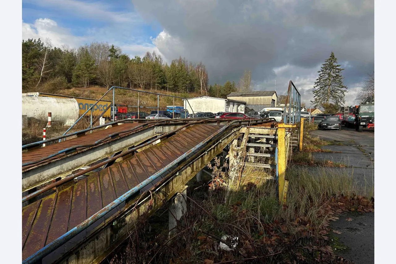 various cars, trucks, motorcycles, work machines and factory equipment-12