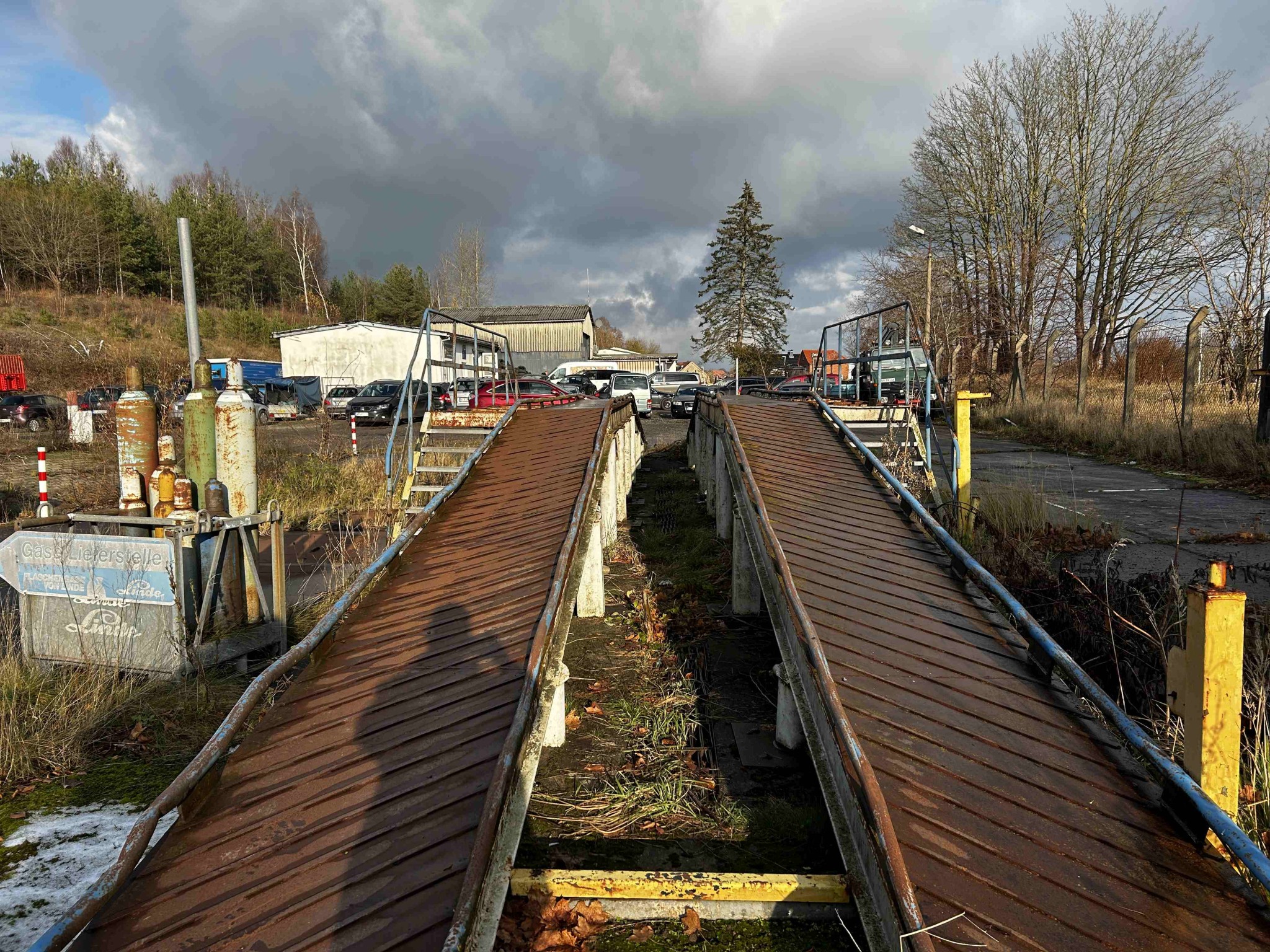 various cars, trucks, motorcycles, work machines and factory equipment-1