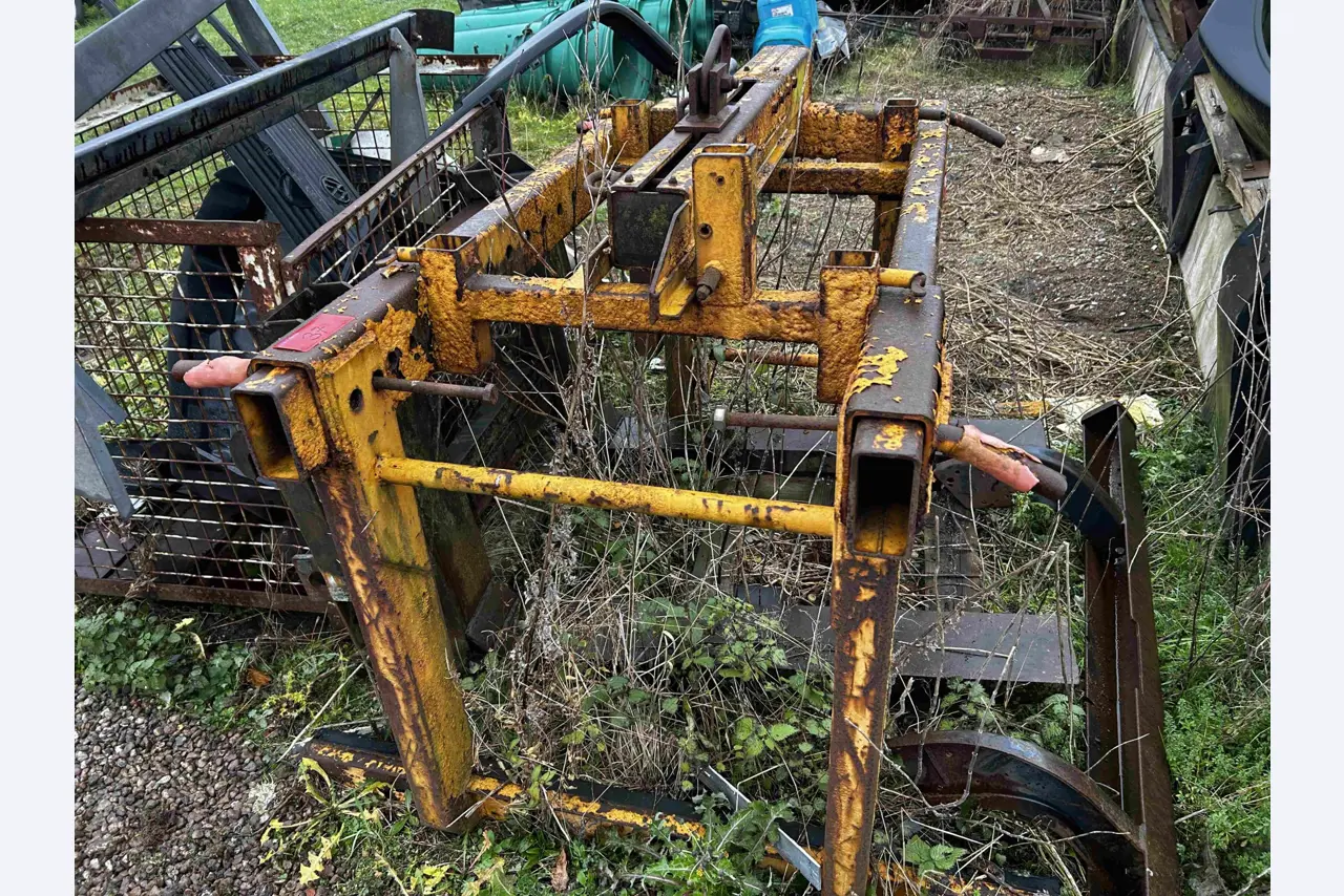 various cars, trucks, motorcycles, work machines and factory equipment-1