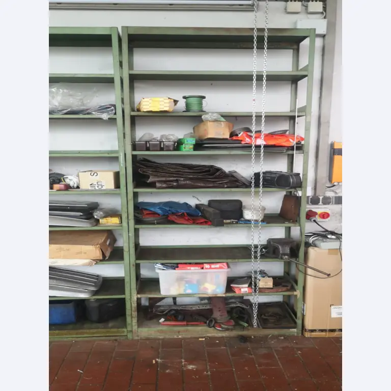 div. Werkstatteinrichtung, Fahrzeuge und Lagerbestand-6