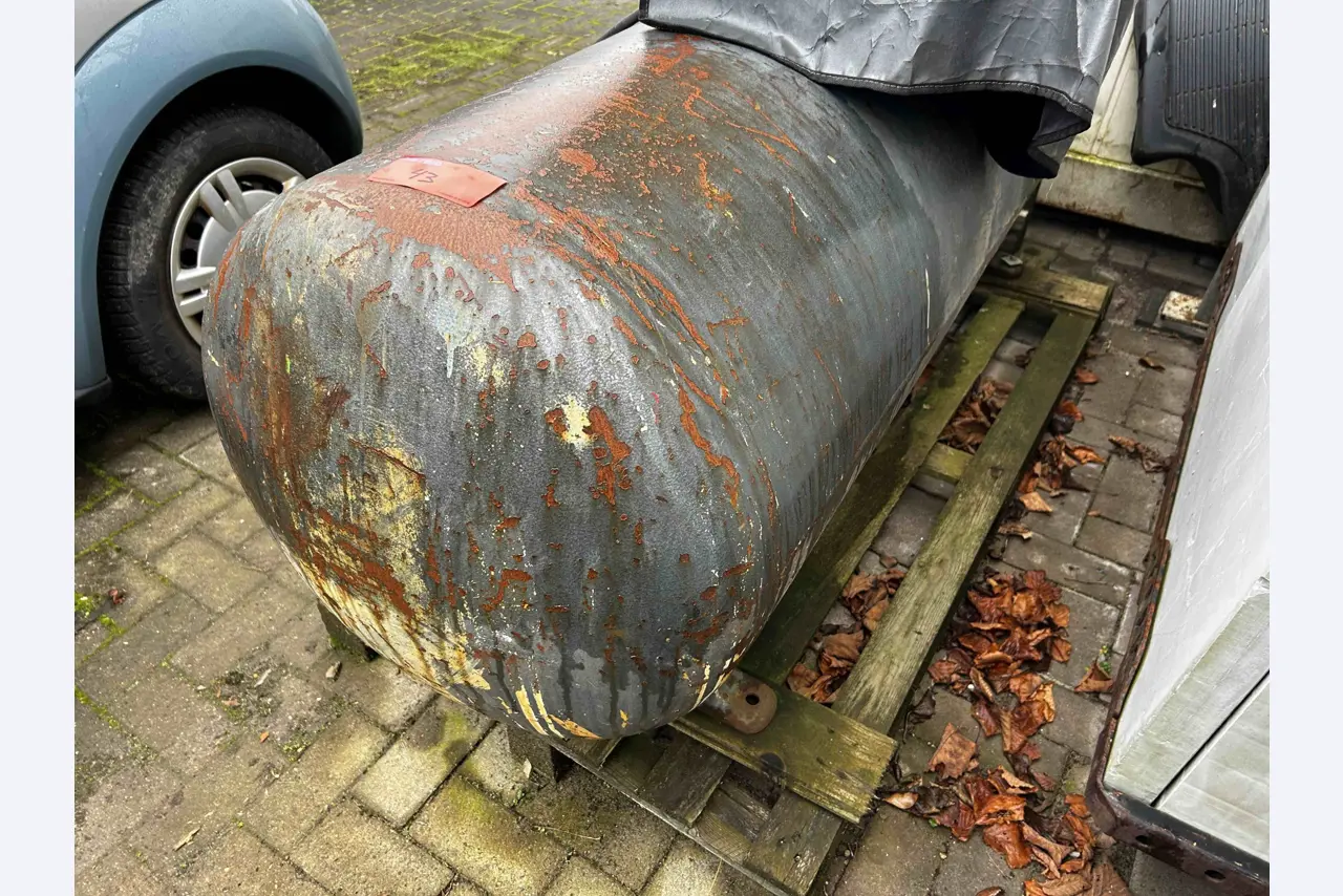 various cars, trucks, motorcycles, work machines and factory equipment-6