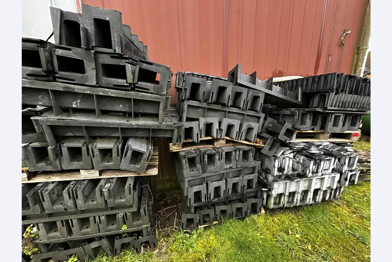 various cars, trucks, motorcycles, work machines and factory equipment-2