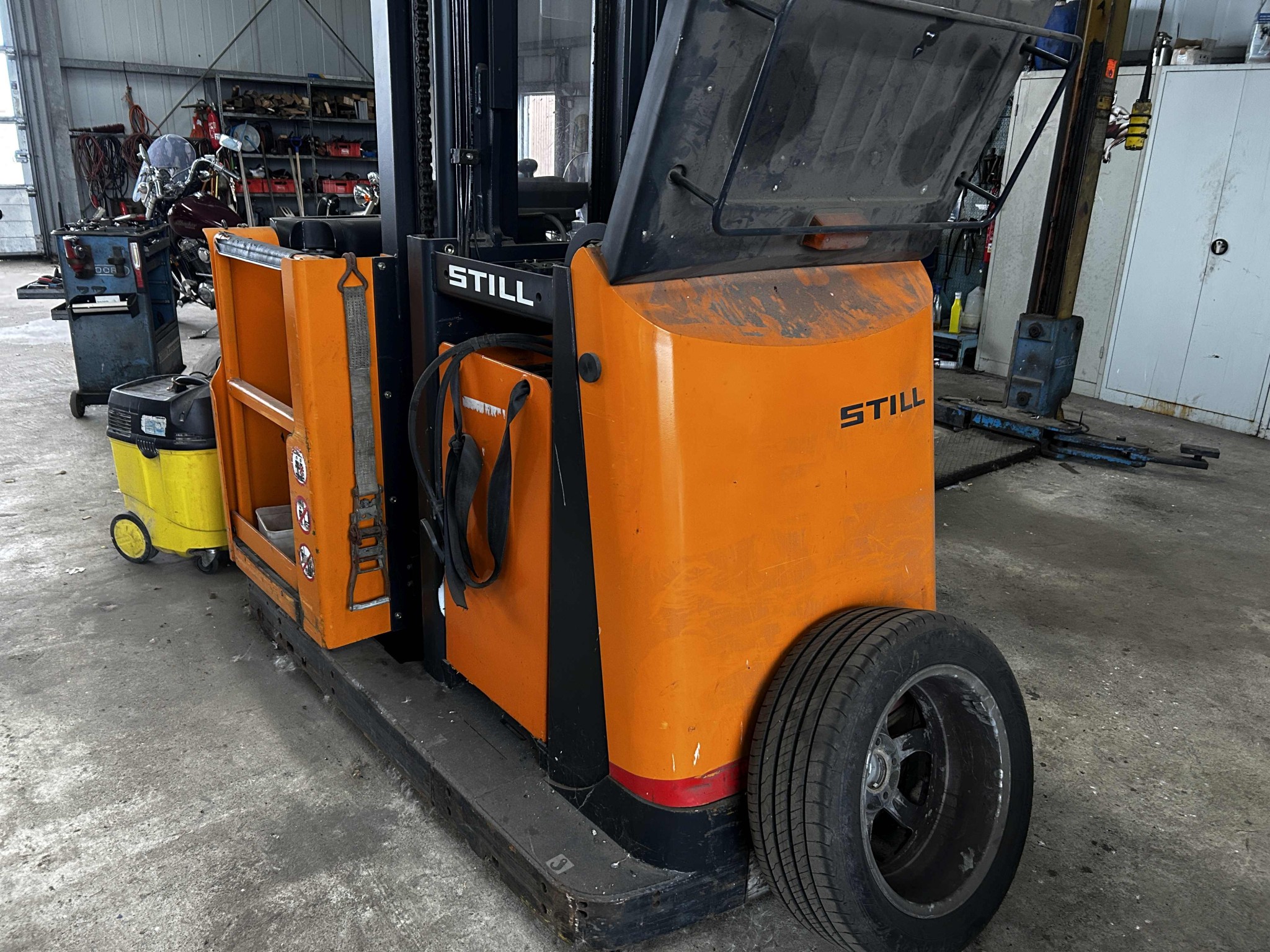 various cars, trucks, motorcycles, work machines and factory equipment-2