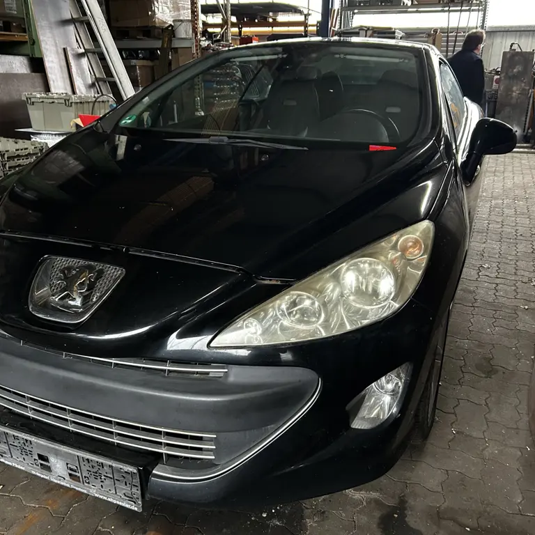 Osobní vuz (ex W-QY 8215) Peugeot 308