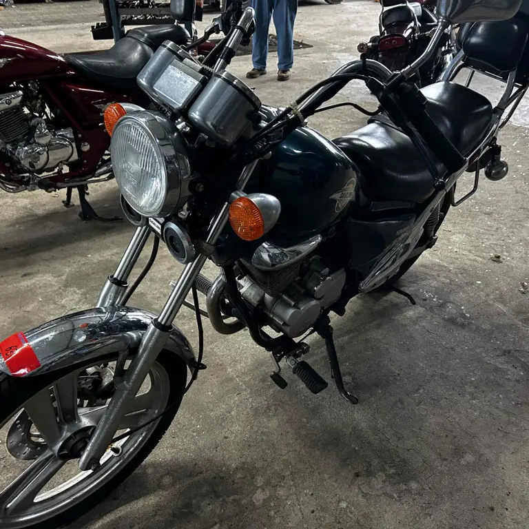 Motorcycle (ex OD-D 108) Daelim VS 125 F