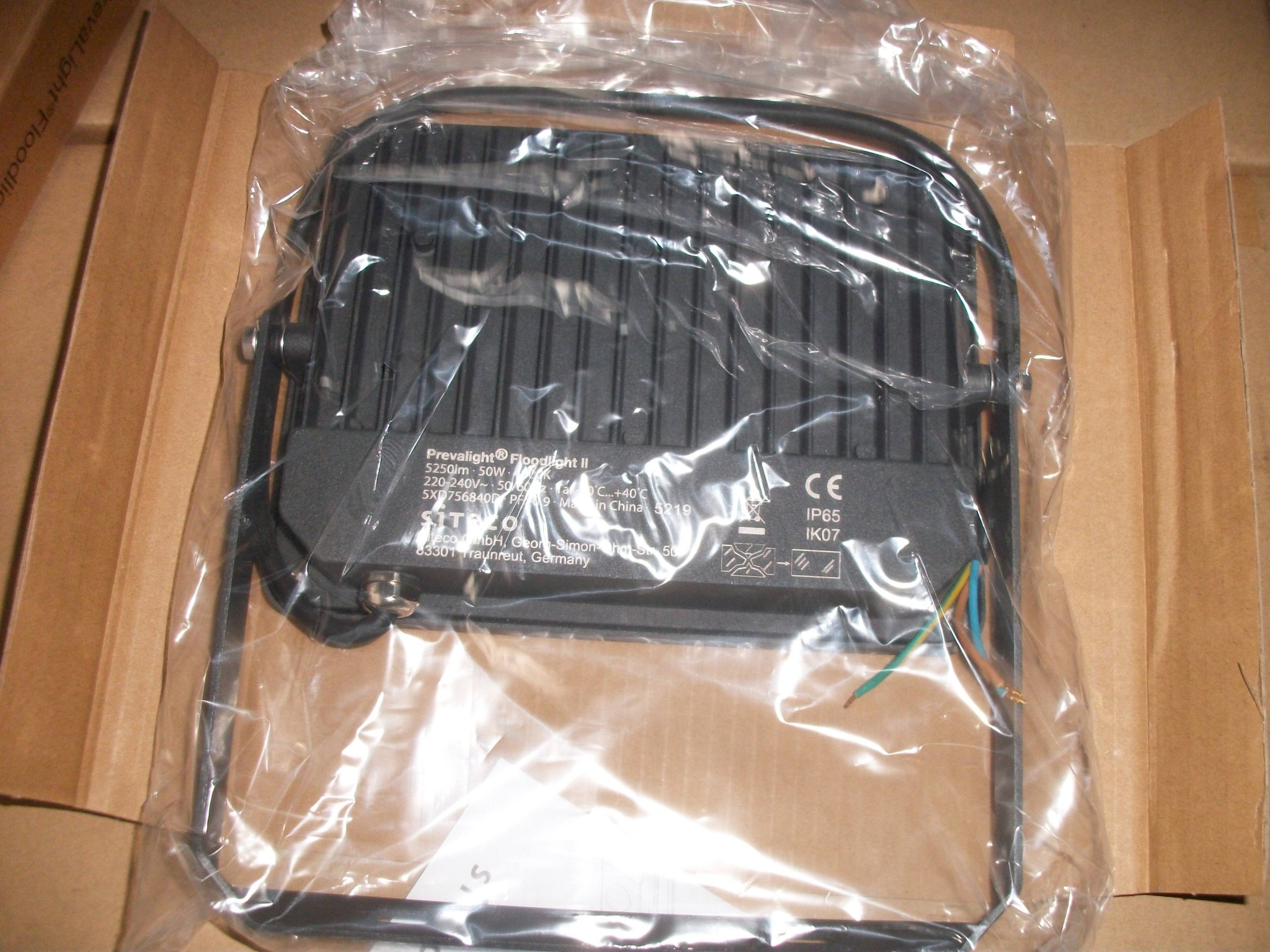 various cars, trucks, motorcycles, work machines and factory equipment-34