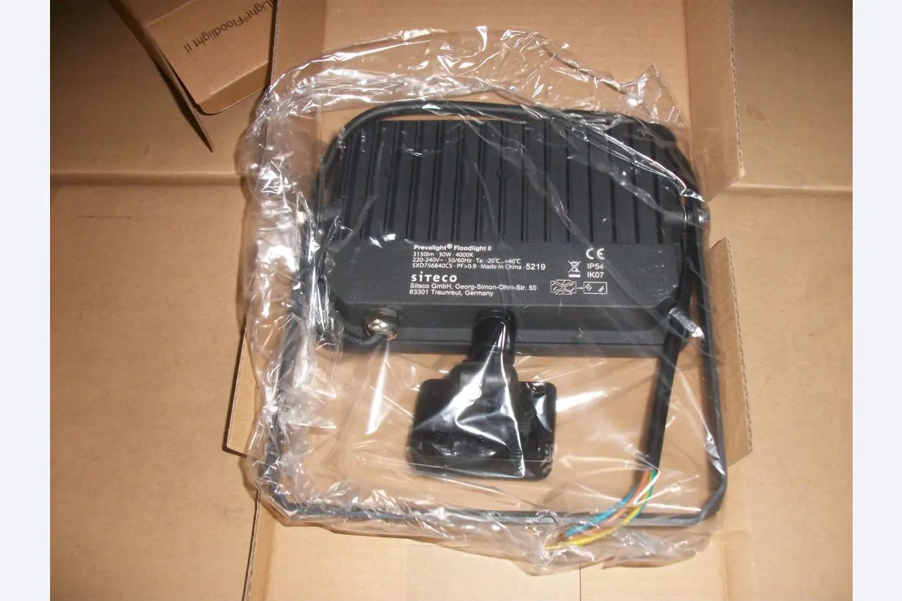 various cars, trucks, motorcycles, work machines and factory equipment-37