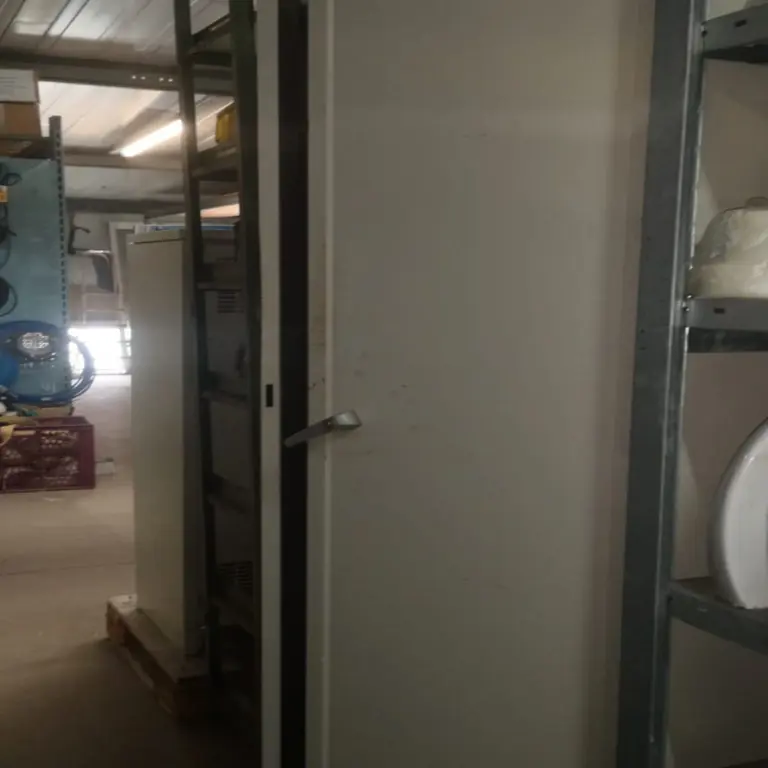 Stahlschrank