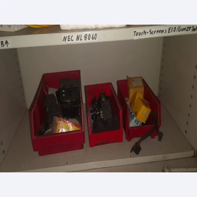 div. Werkstatteinrichtung, Fahrzeuge und Lagerbestand-6