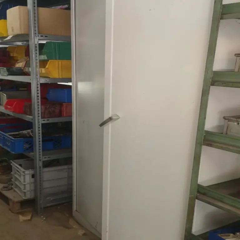 Stahlschrank