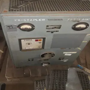 Ladegerät für Stapler Varta Z-FGD 24-28-80/40