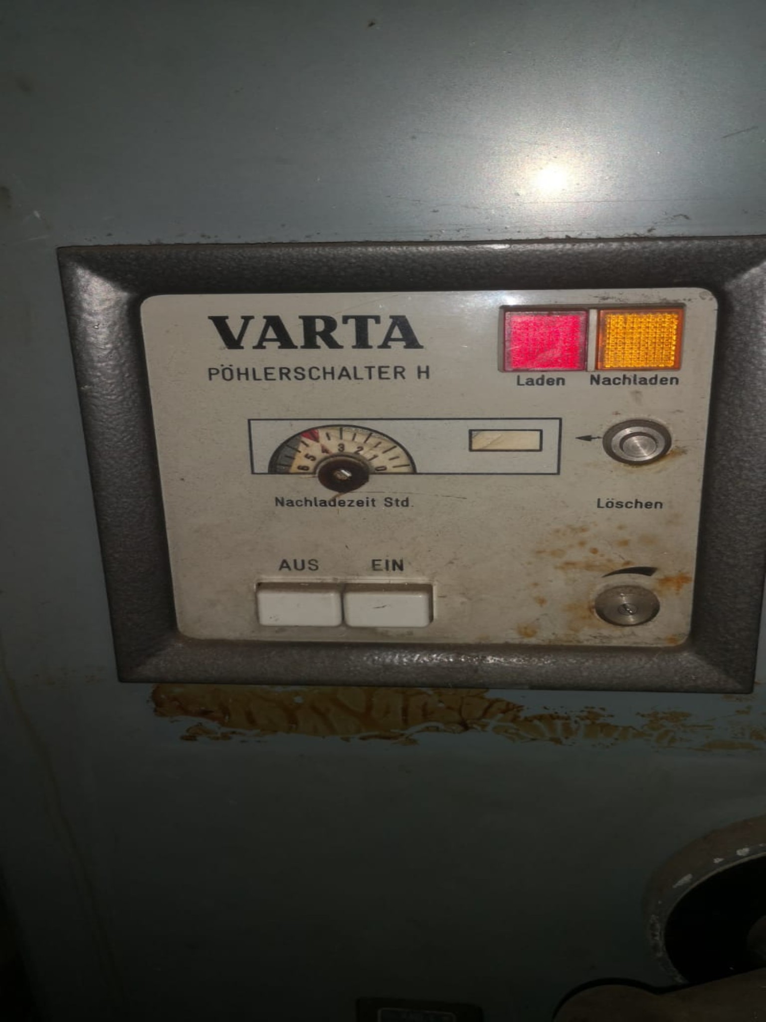div. Werkstatteinrichtung, Fahrzeuge und Lagerbestand-3