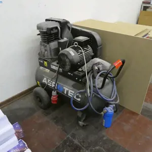 Mobile compressor Aerotec 650-90 15 BA