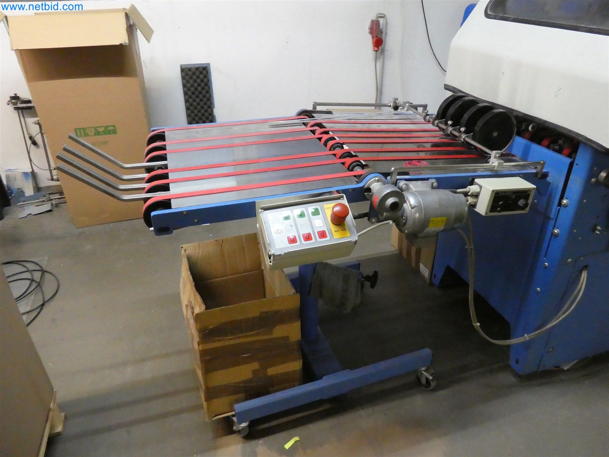 Tiskařské a třídicí stroje-4