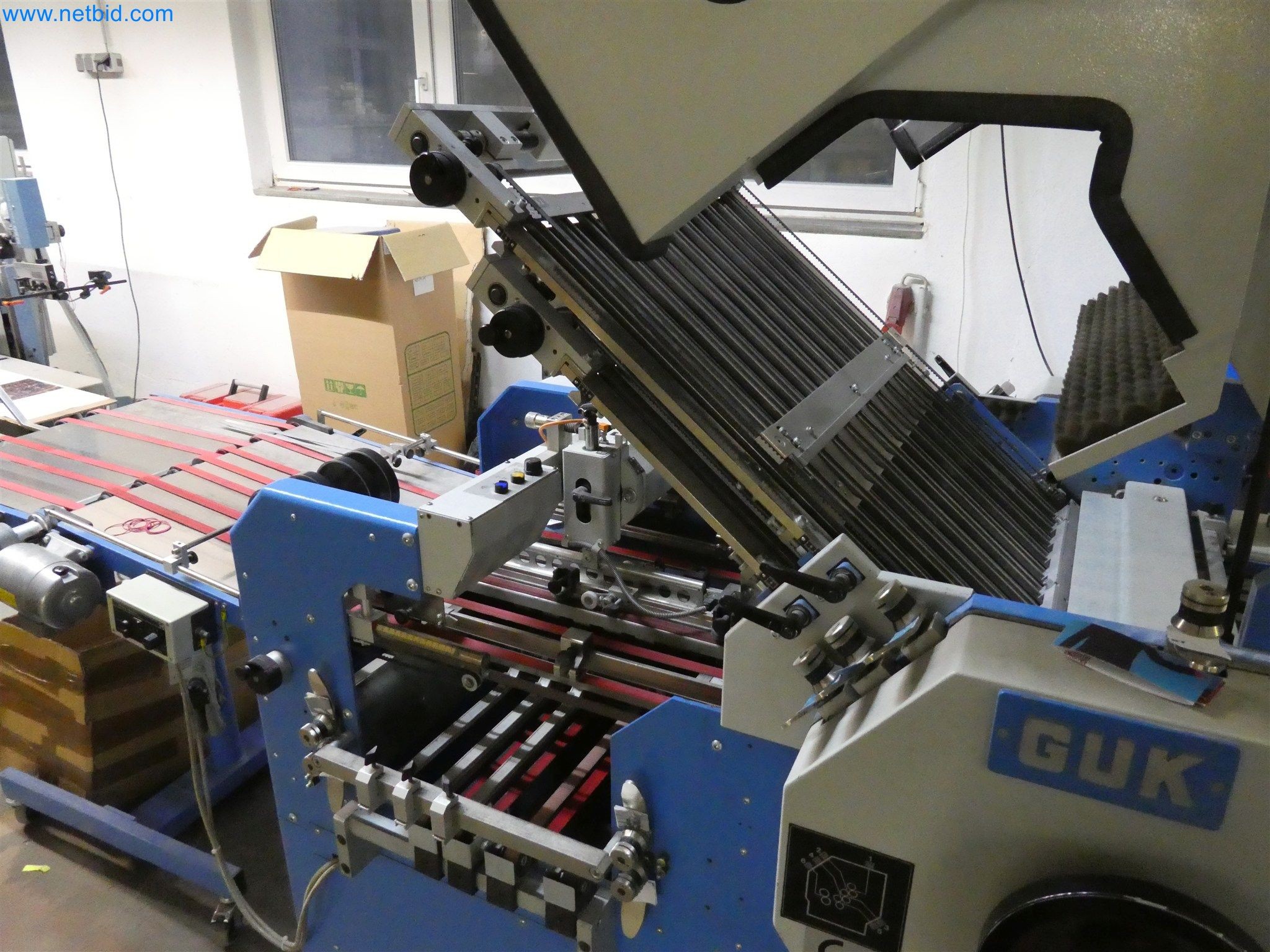 Tiskařské a třídicí stroje-7