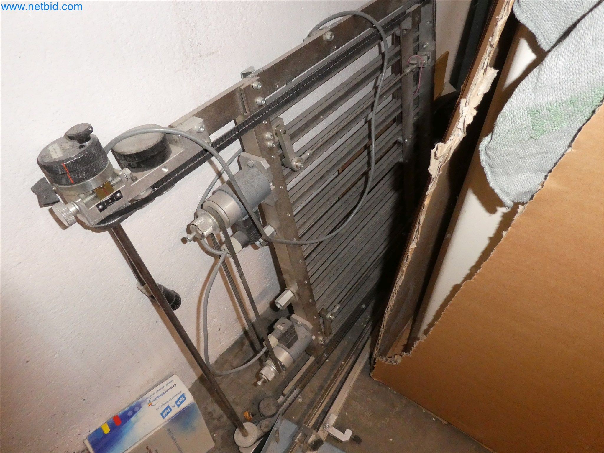 Tiskařské a třídicí stroje-10