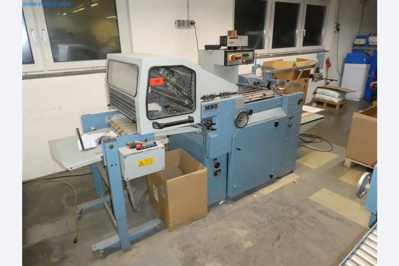 Tiskařské a třídicí stroje-1