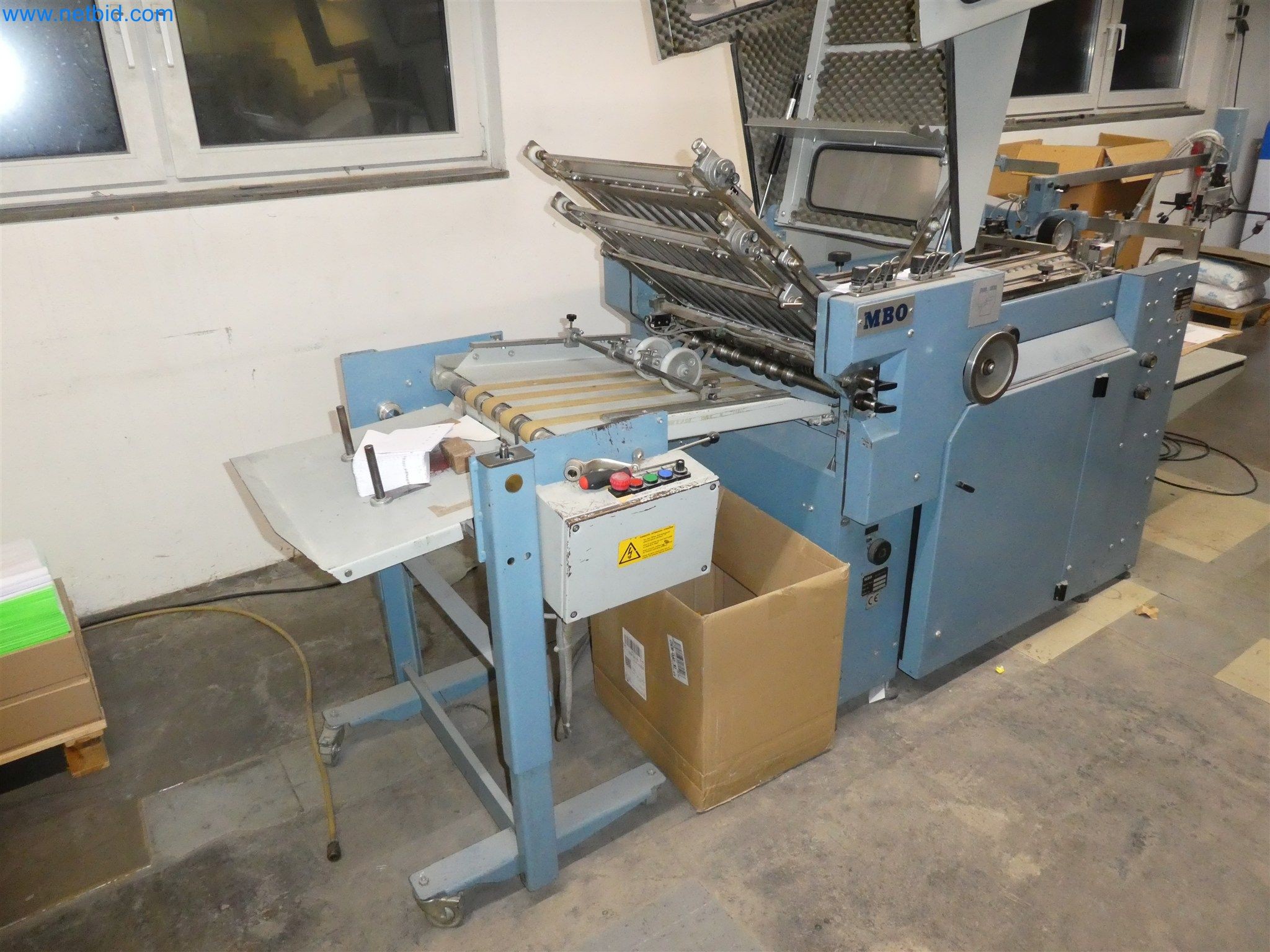 Tiskařské a třídicí stroje-3