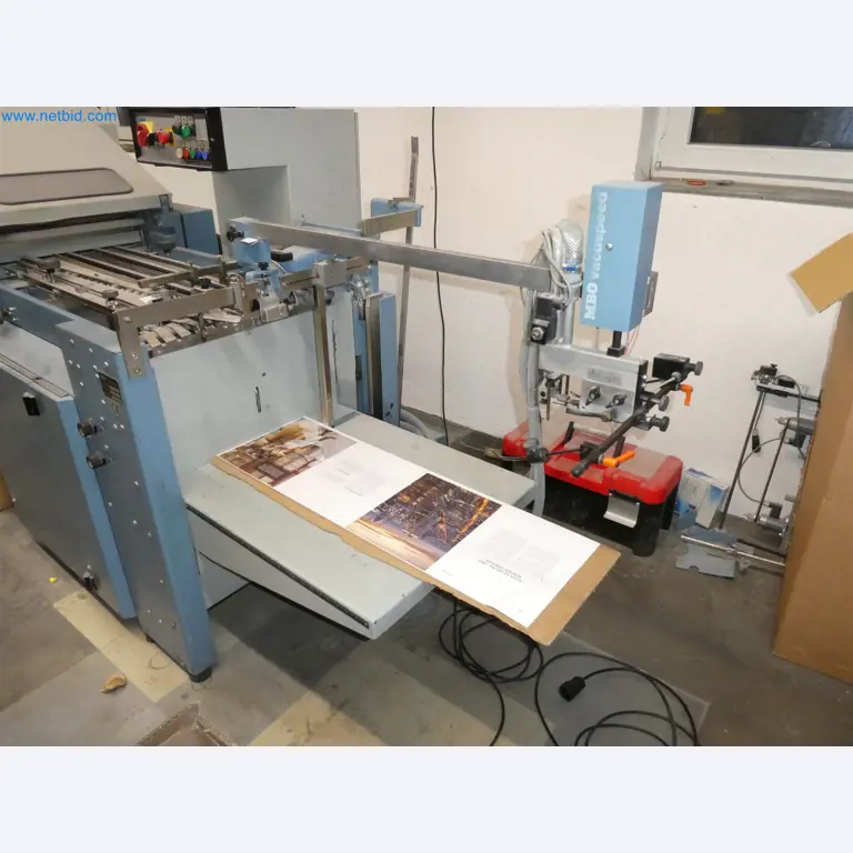 Tiskařské a třídicí stroje-8